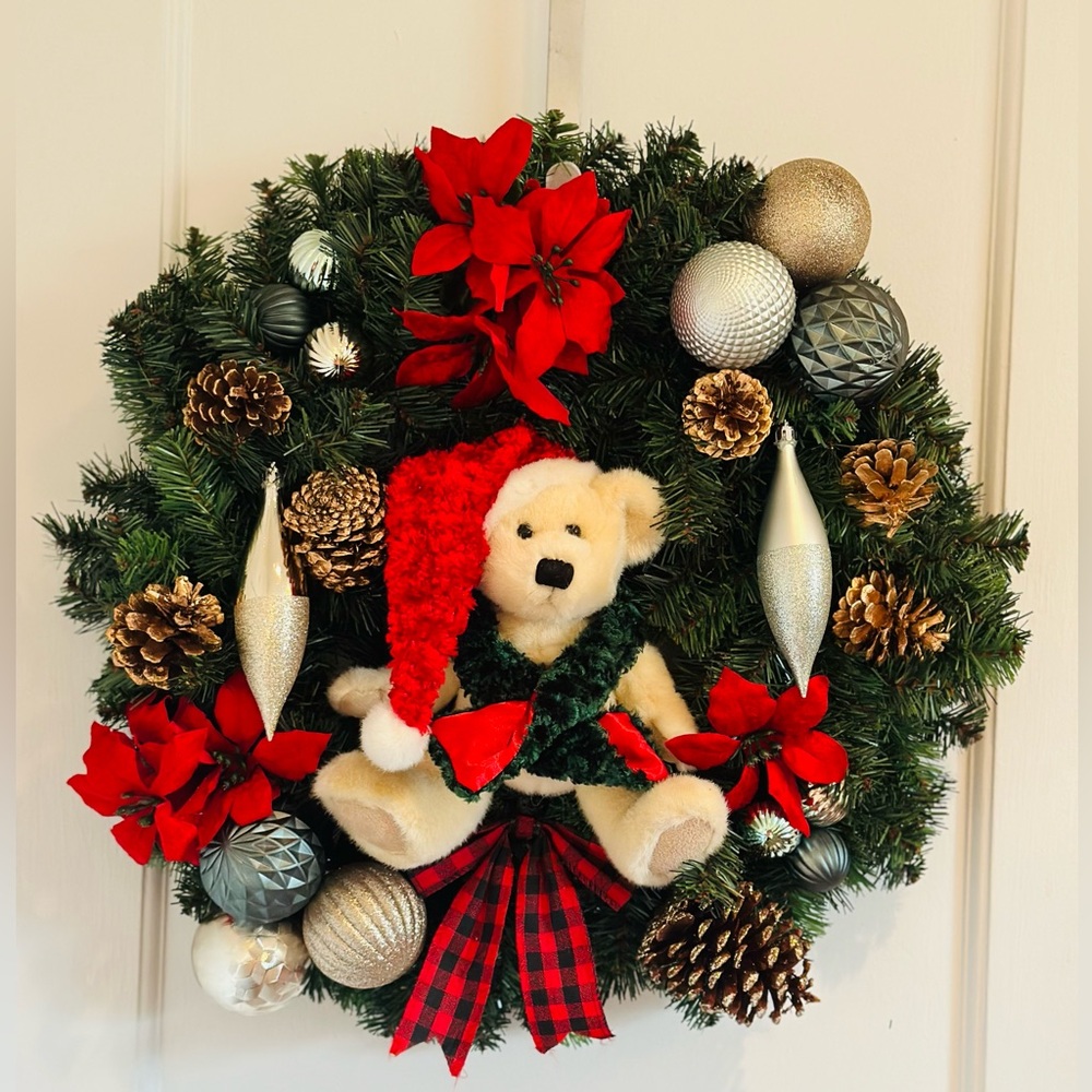 Beautiful Hand-Crafted Teddy Bear Wreath 🧸🎁☃️🎅🏼